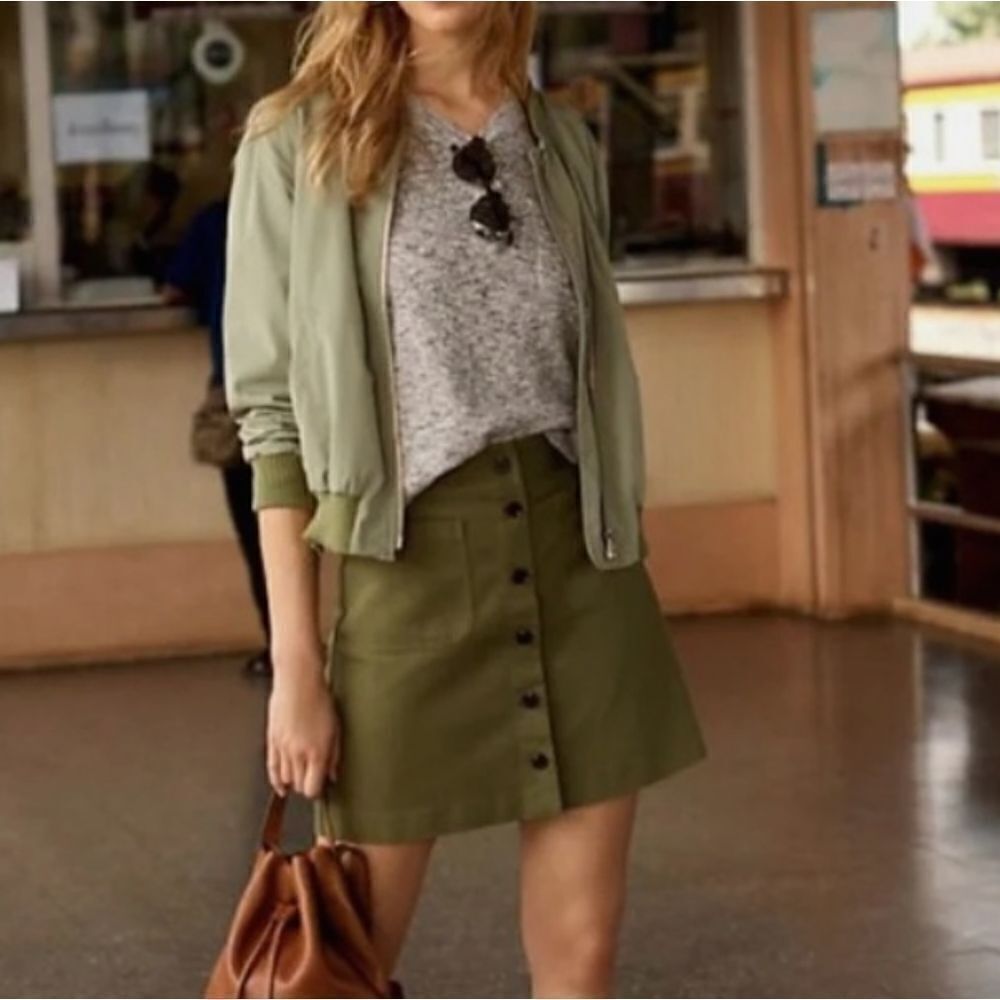 Madewell green button down skirt size 00